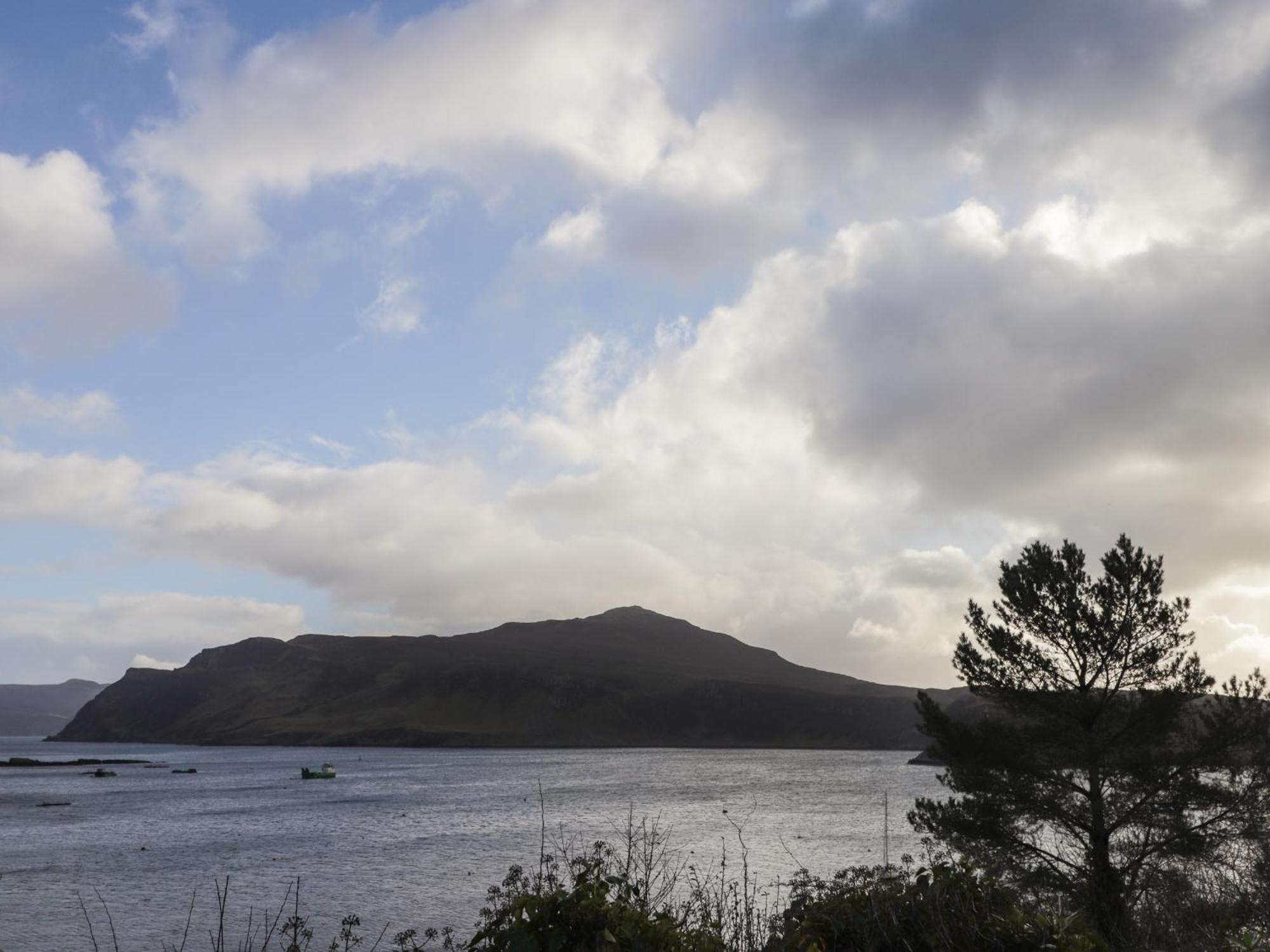 The Hideout Villa Portree Exterior photo